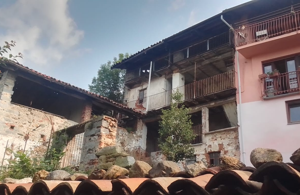 Studio ErrEmmE rustico vendita