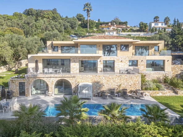 Studio ErrEmmE villa vendita - villa con piscina