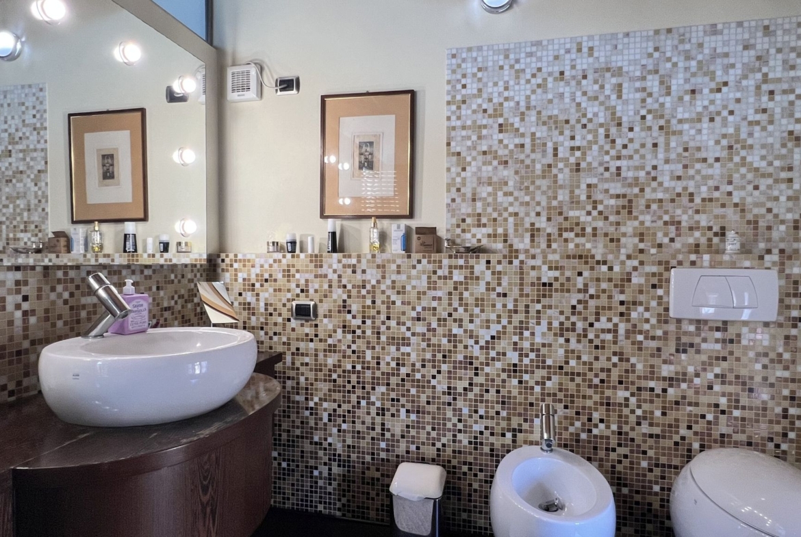 Studio ErrEmmE stabile vendita