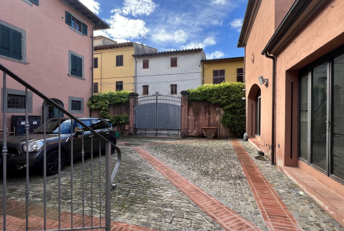 Studio ErrEmmE stabile vendita