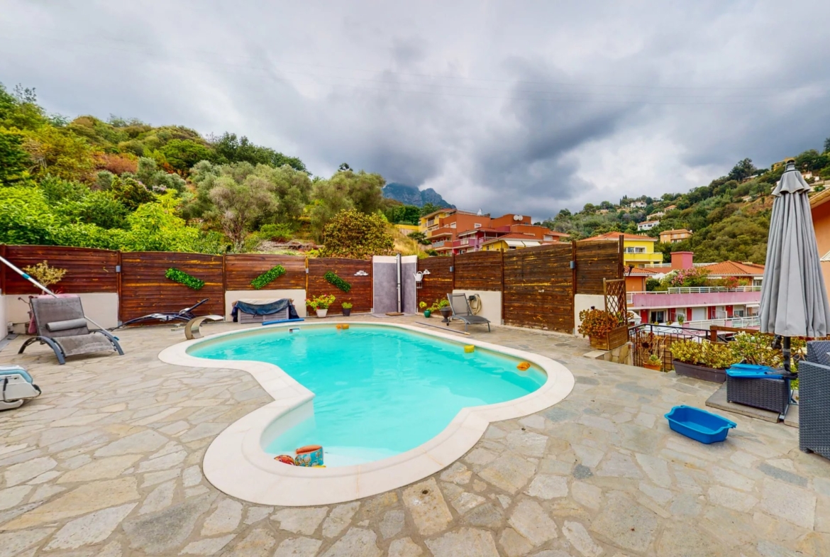 Studio ErrEmmE casa vendita - casa con piscina