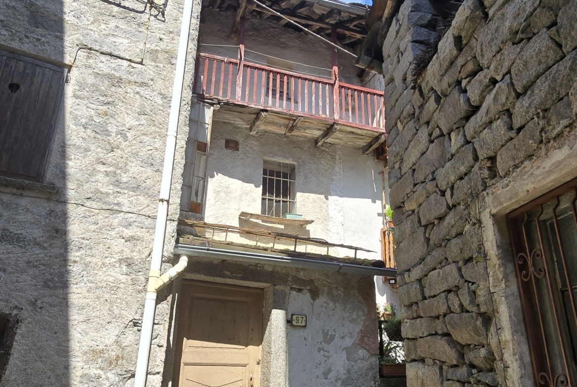 Studio ErrEmmE casa vendita - casa con giardino