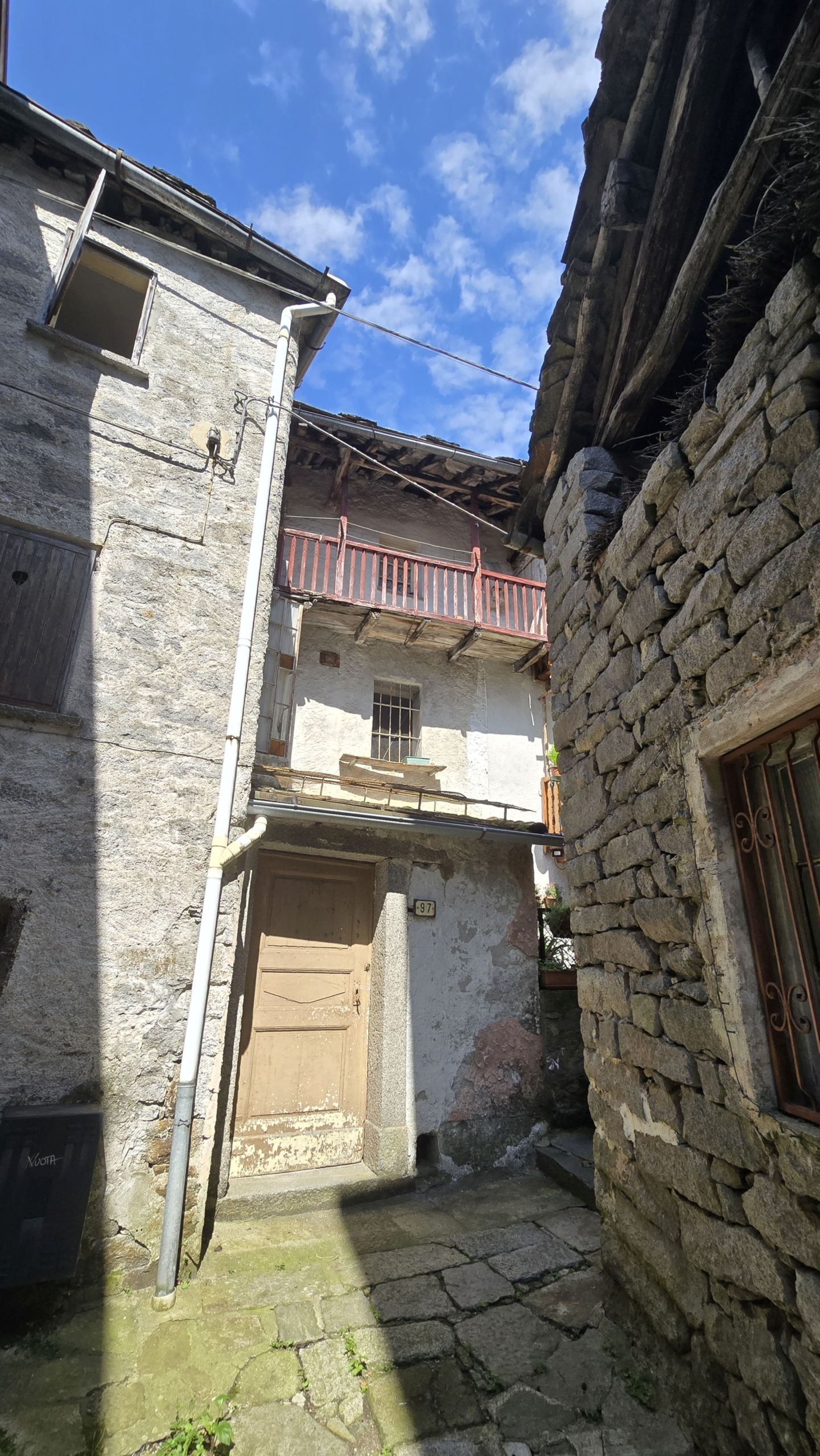 Studio ErrEmmE casa vendita - casa con giardino