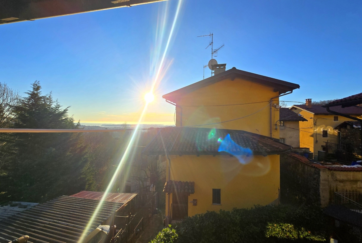 Studio ErrEmmE villa semindipendente vendita