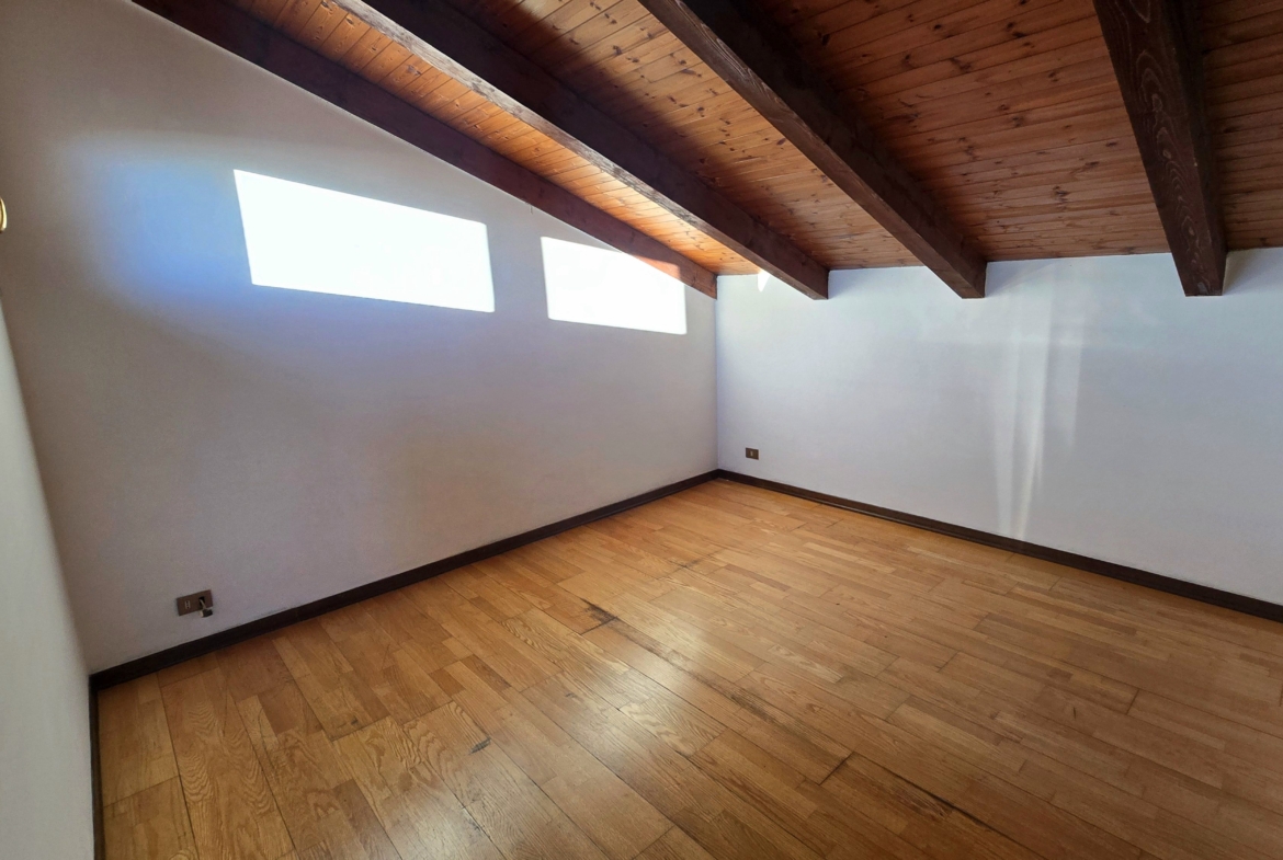 Studio ErrEmmE villa semindipendente vendita