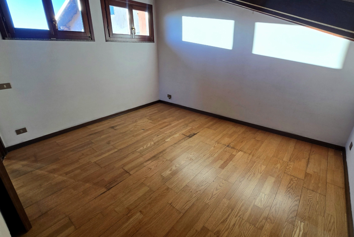 Studio ErrEmmE villa semindipendente vendita