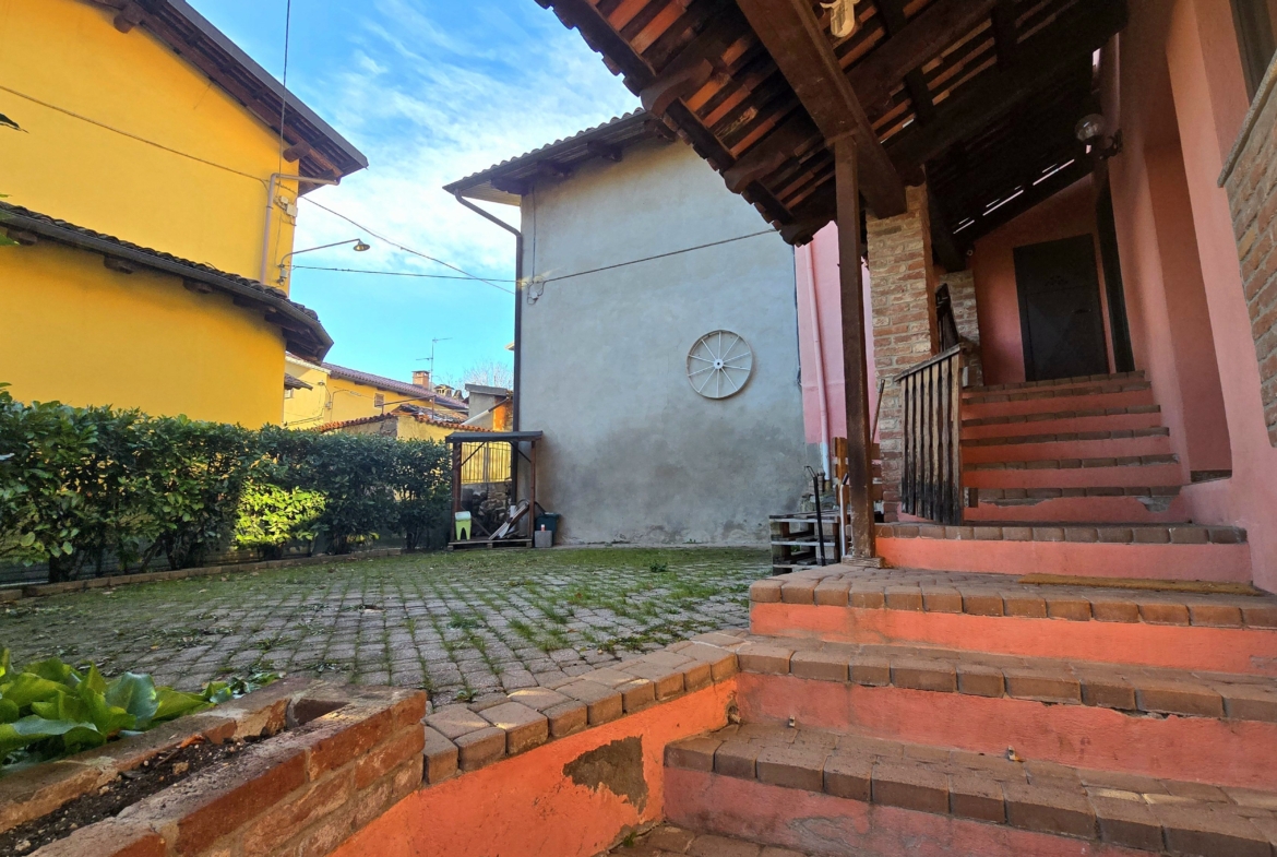 Studio ErrEmmE villa semindipendente vendita