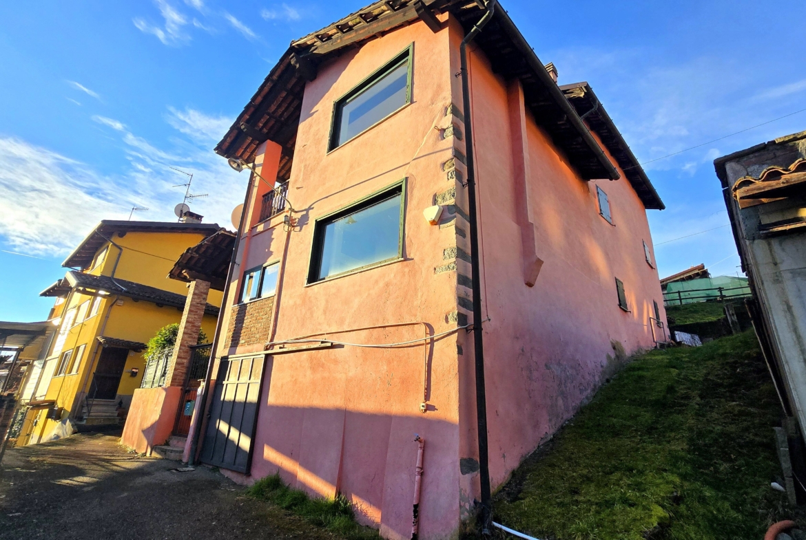 Studio ErrEmmE villa semindipendente vendita