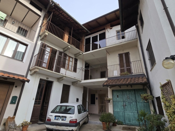 Studio ErrEmmE casa vendita - casa con 4 alloggi