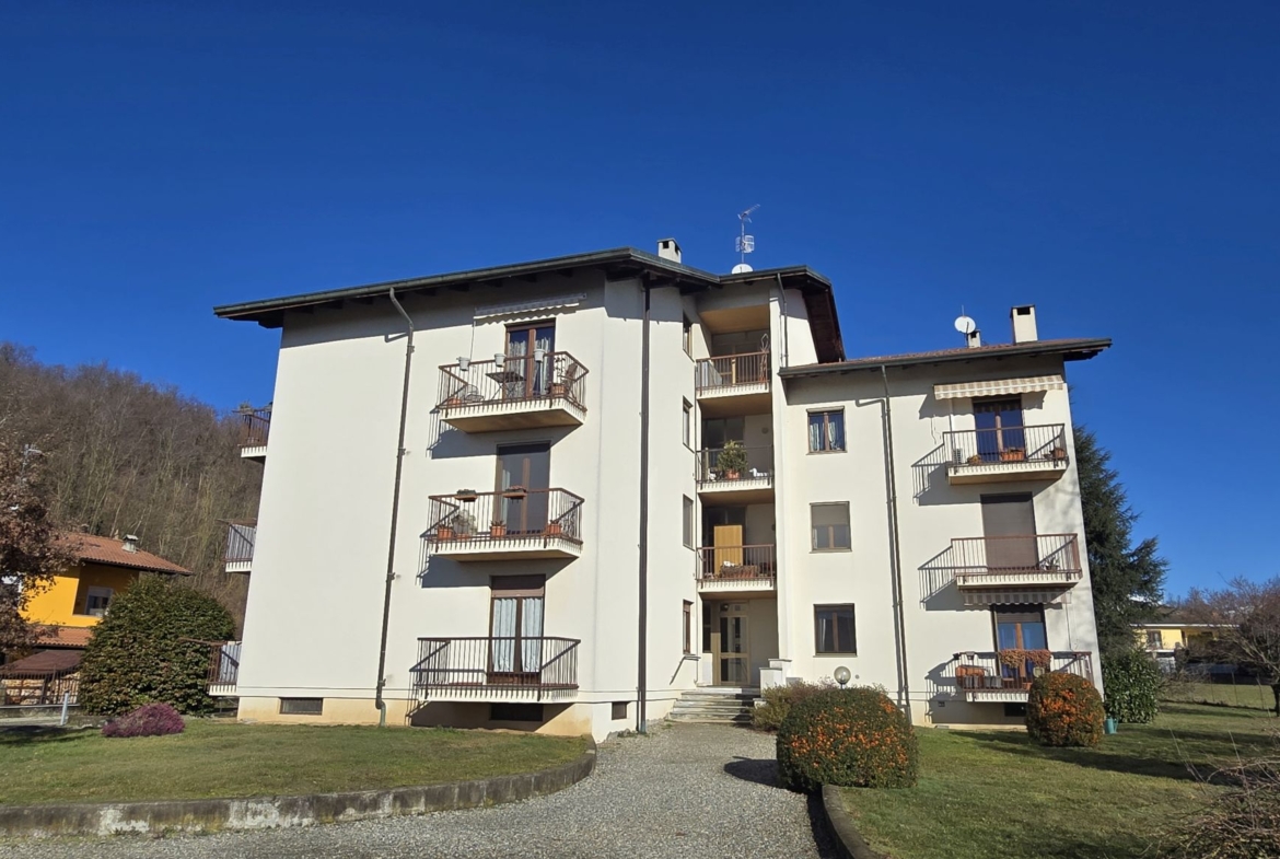 Studio ErrEmmE alloggio vendita - trilocale con box auto