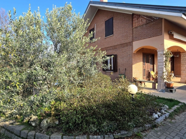 Studio ErrEmmE casa vendita - villa semindipendente