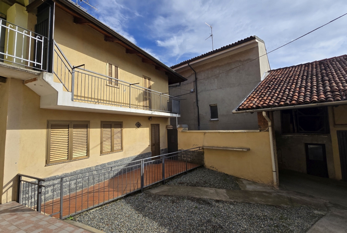Studio ErrEmmE Casa semindipendente vendita