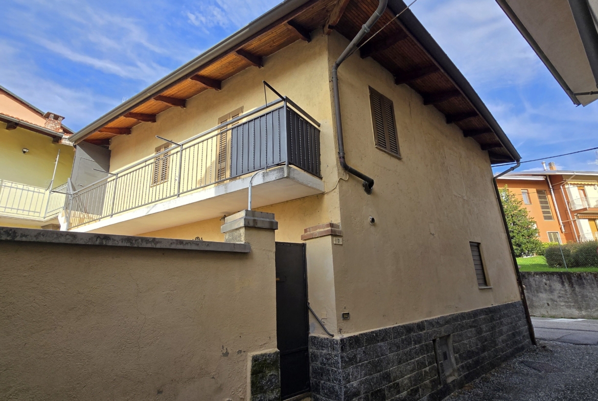 Studio ErrEmmE Casa semindipendente vendita